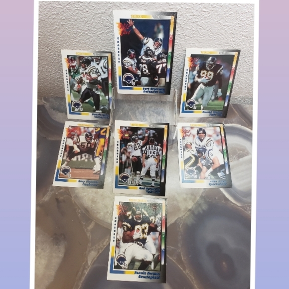🏈Chargers set of 7 football trading cards🏈 - Picture 11 of 11